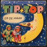 Omslag Tip en Top op de maan, met twee figuurtjes die aan het vissen zijn vanaf een halve maan.